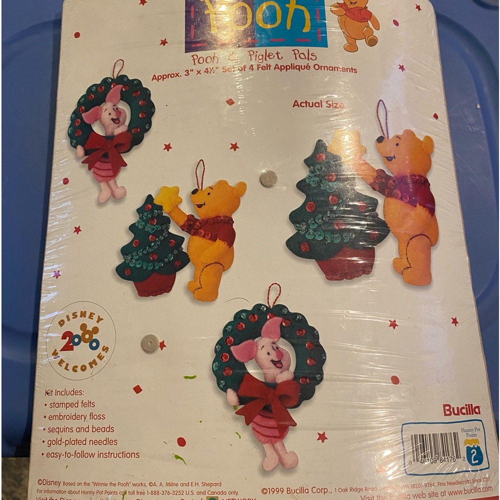 Bucilla Pooh & Piglet Set of 4 Felt Applique Ornaments Kit